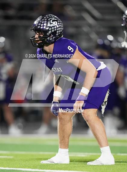 Thumbnail 1 in Crosby vs College Station (UIL 5A Football Division I Region 3 Bi-District Playoff) photogallery.