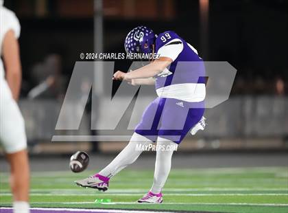 Thumbnail 2 in Crosby vs College Station (UIL 5A Football Division I Region 3 Bi-District Playoff) photogallery.