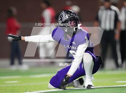 Thumbnail 2 in Crosby vs College Station (UIL 5A Football Division I Region 3 Bi-District Playoff) photogallery.