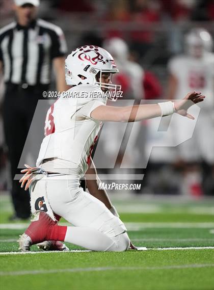 Thumbnail 3 in Crosby vs College Station (UIL 5A Football Division I Region 3 Bi-District Playoff) photogallery.