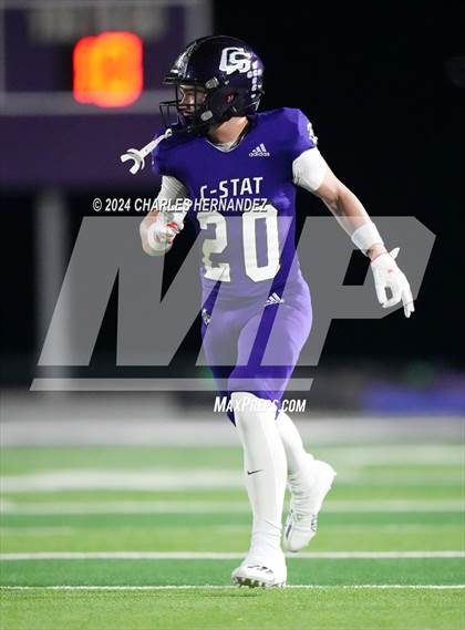 Thumbnail 2 in Crosby vs College Station (UIL 5A Football Division I Region 3 Bi-District Playoff) photogallery.