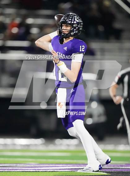 Thumbnail 3 in Crosby vs College Station (UIL 5A Football Division I Region 3 Bi-District Playoff) photogallery.