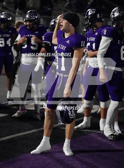 Thumbnail 2 in Crosby vs College Station (UIL 5A Football Division I Region 3 Bi-District Playoff) photogallery.