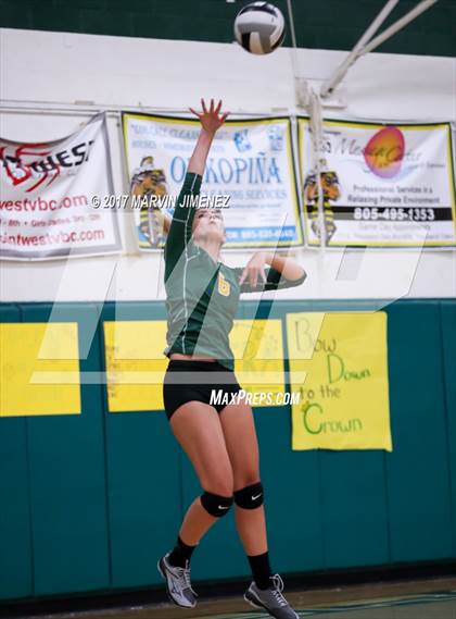 Thumbnail 2 in Camarillo @ Royal (Senior Night) photogallery.