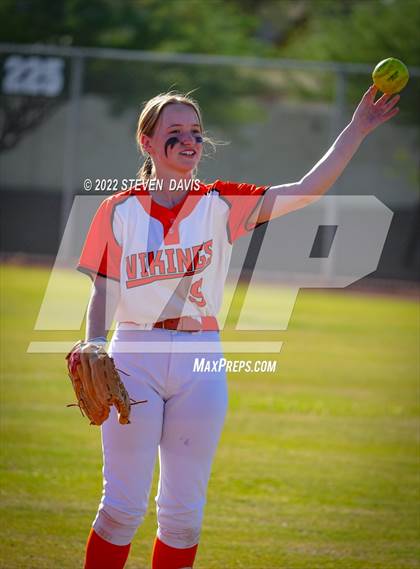 Thumbnail 3 in Williams @ Superior (AIA 1A Semifinals) photogallery.