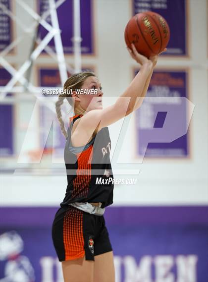 Thumbnail 1 in Meadowbrook Christian vs. Benton (PIAA District 4 Class A Consolation) photogallery.