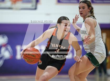 Thumbnail 3 in Meadowbrook Christian vs. Benton (PIAA District 4 Class A Consolation) photogallery.