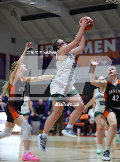 Thumbnail 2 in Meadowbrook Christian vs. Benton (PIAA District 4 Class A Consolation) photogallery.
