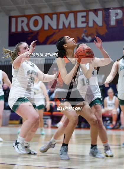 Thumbnail 1 in Meadowbrook Christian vs. Benton (PIAA District 4 Class A Consolation) photogallery.