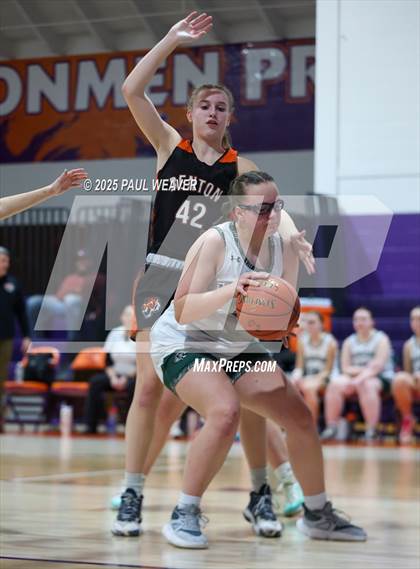Thumbnail 3 in Meadowbrook Christian vs. Benton (PIAA District 4 Class A Consolation) photogallery.