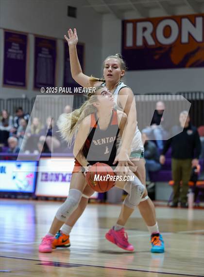 Thumbnail 1 in Meadowbrook Christian vs. Benton (PIAA District 4 Class A Consolation) photogallery.
