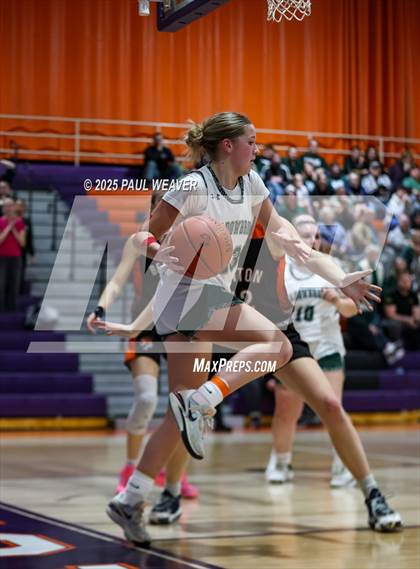 Thumbnail 2 in Meadowbrook Christian vs. Benton (PIAA District 4 Class A Consolation) photogallery.