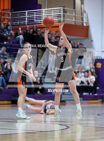 Thumbnail 1 in Meadowbrook Christian vs. Benton (PIAA District 4 Class A Consolation) photogallery.