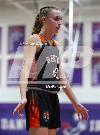 Thumbnail 2 in Meadowbrook Christian vs. Benton (PIAA District 4 Class A Consolation) photogallery.