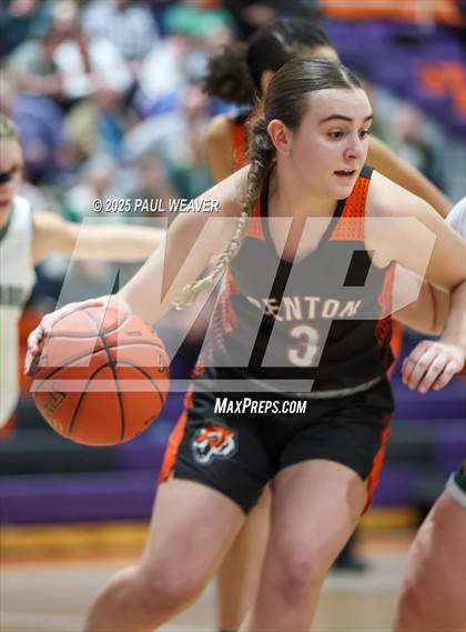 Thumbnail 3 in Meadowbrook Christian vs. Benton (PIAA District 4 Class A Consolation) photogallery.