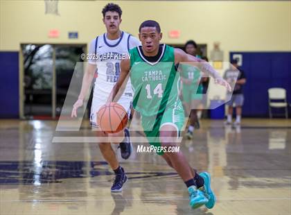 Thumbnail 1 in Tampa Catholic vs Gulliver Prep (Miami Holiday Invitational) photogallery.