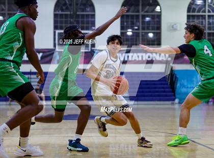 Thumbnail 3 in Tampa Catholic vs Gulliver Prep (Miami Holiday Invitational) photogallery.