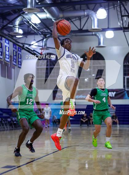 Thumbnail 3 in Tampa Catholic vs Gulliver Prep (Miami Holiday Invitational) photogallery.