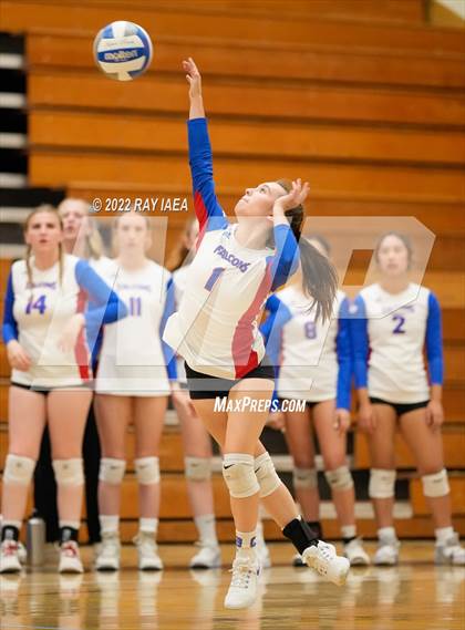 Thumbnail 3 in Christian Brothers vs. Escalon (CIF SJS D3 Final) photogallery.