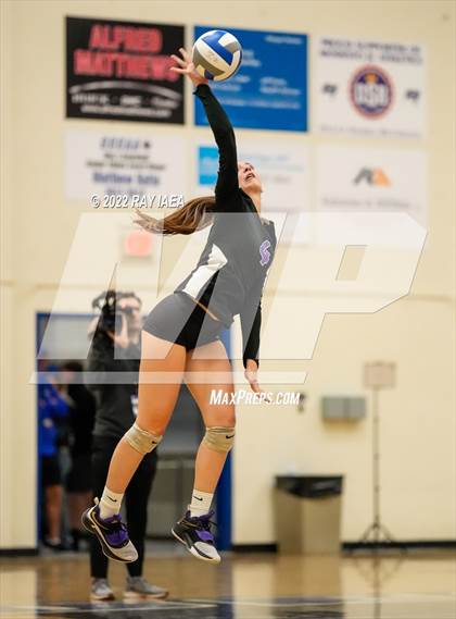Thumbnail 3 in Christian Brothers vs. Escalon (CIF SJS D3 Final) photogallery.