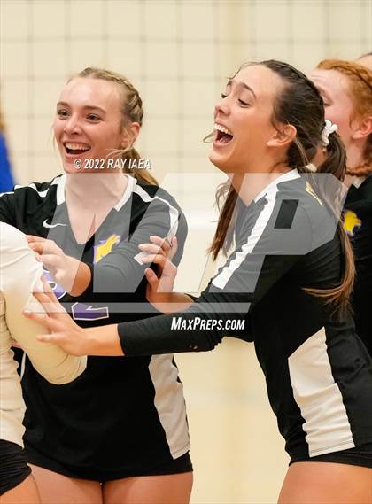 Thumbnail 2 in Christian Brothers vs. Escalon (CIF SJS D3 Final) photogallery.