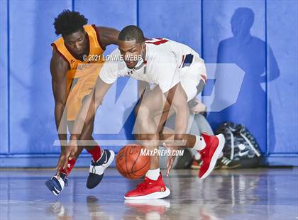 Thumbnail 1 in Cardinal Hayes vs Archbishop Stepinac (CHSAA Spring Tournament) photogallery.