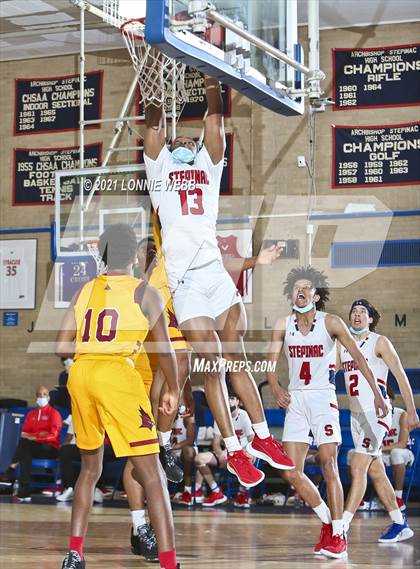 Thumbnail 3 in Cardinal Hayes vs Archbishop Stepinac (CHSAA Spring Tournament) photogallery.
