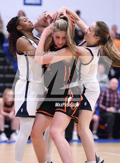 Thumbnail 2 in Archbishop Hoban vs. Hoover (OHSAA D1 District Final) photogallery.
