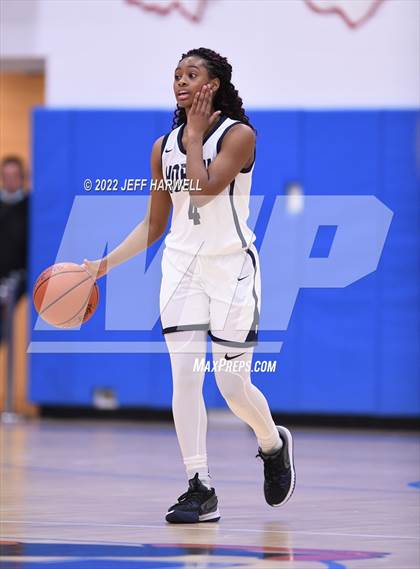 Thumbnail 2 in Archbishop Hoban vs. Hoover (OHSAA D1 District Final) photogallery.