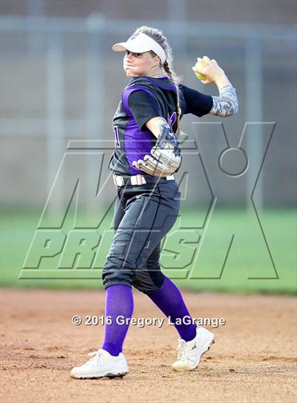 Thumbnail 1 in Keller vs. Timber Creek  photogallery.