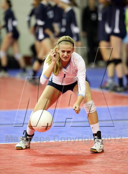 Thumbnail 2 in Cheyenne Mountain vs. Valor Christian (CHSAA 4A Semifinal) photogallery.