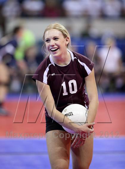 Thumbnail 3 in Cheyenne Mountain vs. Valor Christian (CHSAA 4A Semifinal) photogallery.