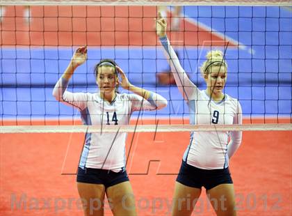 Thumbnail 2 in Cheyenne Mountain vs. Valor Christian (CHSAA 4A Semifinal) photogallery.