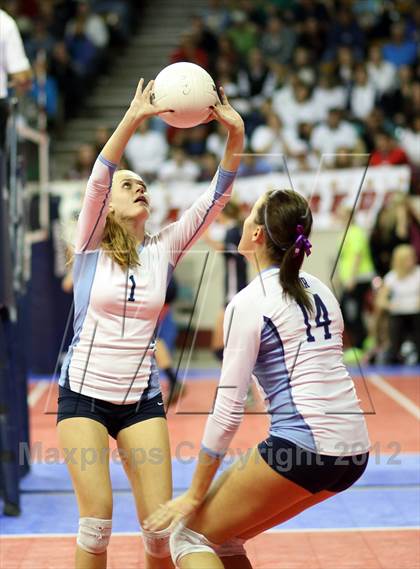 Thumbnail 3 in Cheyenne Mountain vs. Valor Christian (CHSAA 4A Semifinal) photogallery.