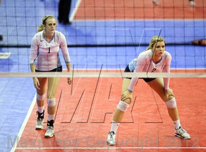 Thumbnail 2 in Cheyenne Mountain vs. Valor Christian (CHSAA 4A Semifinal) photogallery.