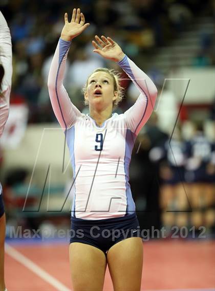Thumbnail 3 in Cheyenne Mountain vs. Valor Christian (CHSAA 4A Semifinal) photogallery.