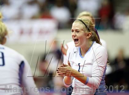 Thumbnail 2 in Cheyenne Mountain vs. Valor Christian (CHSAA 4A Semifinal) photogallery.