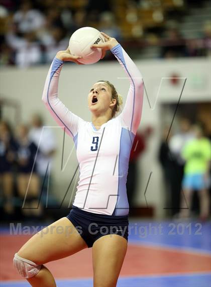 Thumbnail 3 in Cheyenne Mountain vs. Valor Christian (CHSAA 4A Semifinal) photogallery.