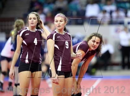 Thumbnail 2 in Cheyenne Mountain vs. Valor Christian (CHSAA 4A Semifinal) photogallery.