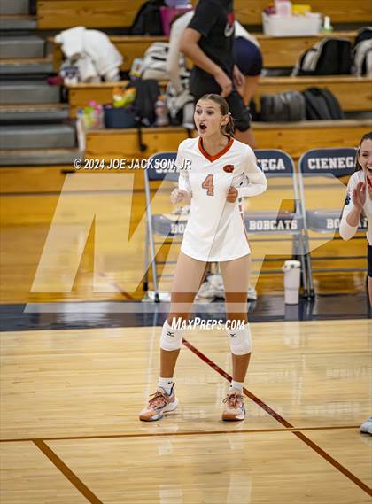 Thumbnail 1 in Tucson High Magnet School @ Cienega photogallery.