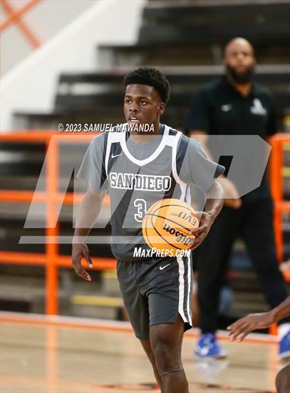 Thumbnail 2 in San Diego vs Crossroads (Beverly Hills Tournament) photogallery.