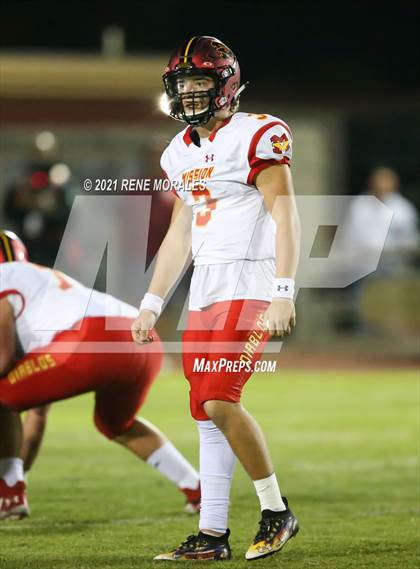Thumbnail 3 in Mission Viejo vs Alemany photogallery.