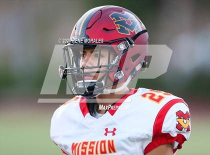 Thumbnail 1 in Mission Viejo vs Alemany photogallery.