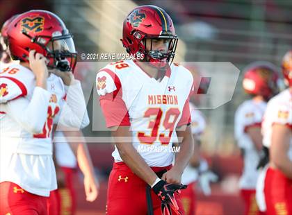 Thumbnail 1 in Mission Viejo vs Alemany photogallery.
