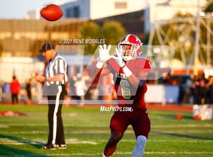 Thumbnail 2 in Mission Viejo vs Alemany photogallery.