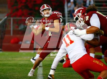 Thumbnail 1 in Mission Viejo vs Alemany photogallery.