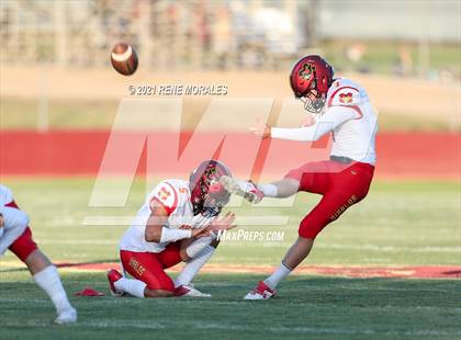 Thumbnail 2 in Mission Viejo vs Alemany photogallery.