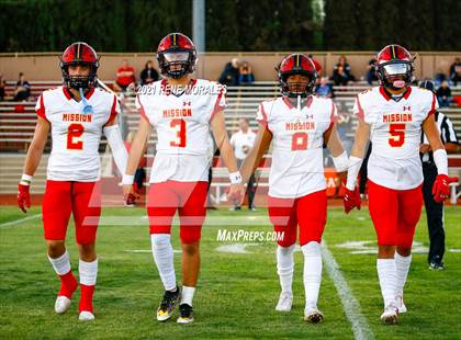 Thumbnail 1 in Mission Viejo vs Alemany photogallery.