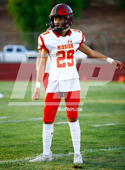 Thumbnail 1 in Mission Viejo vs Alemany photogallery.