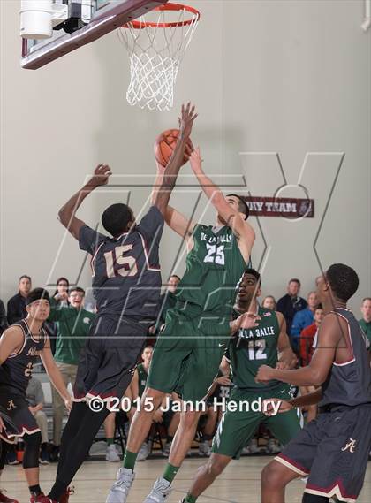 Thumbnail 2 in De La Salle @ Alemany (MaxPreps Holiday Classic) photogallery.